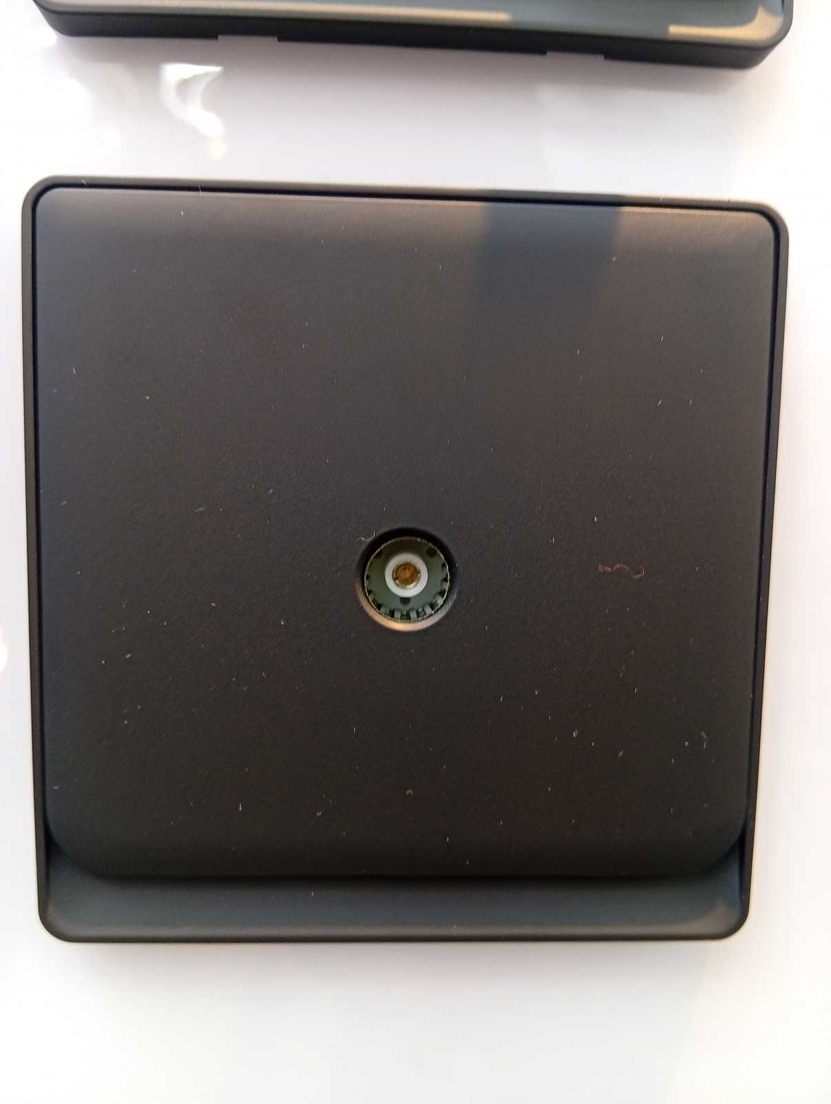 Luxury slim TV socket 