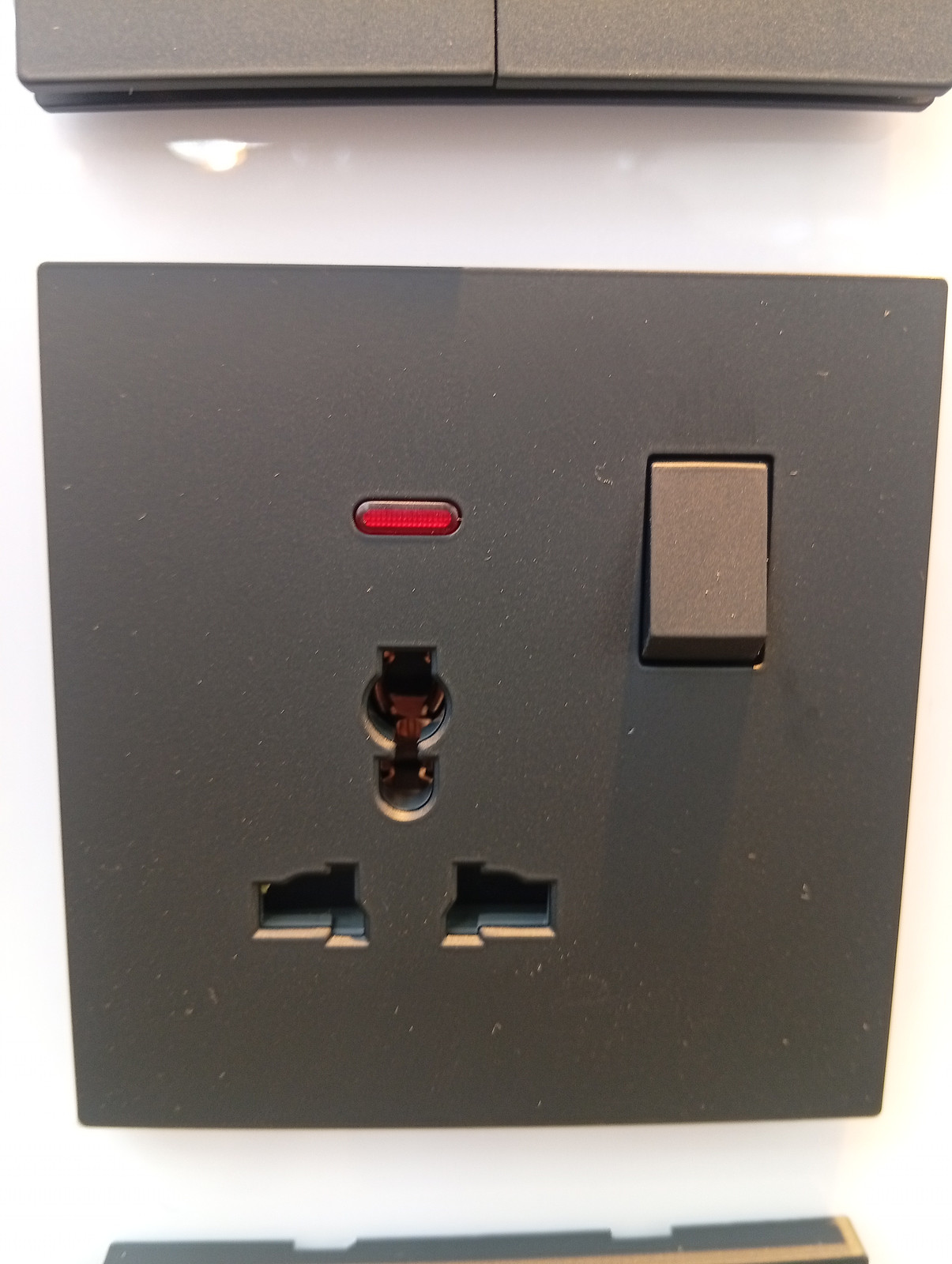 TL slim Single socket 