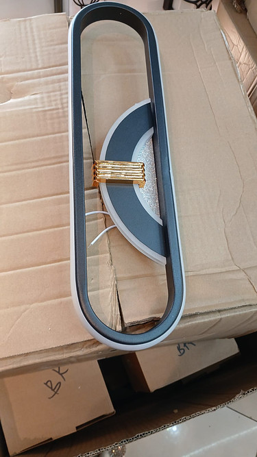 Modern luxury wall bracket 