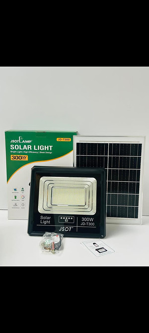200w solar flood light