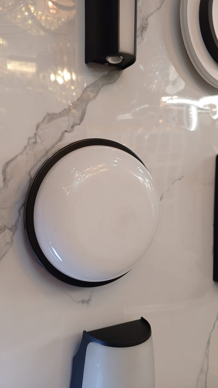 Black bulkhead 24w