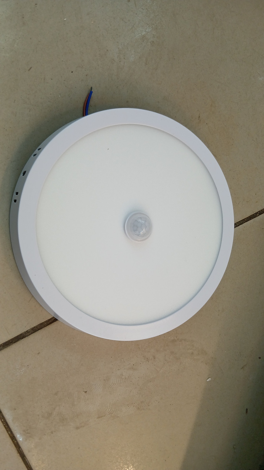 Round motion sensor light