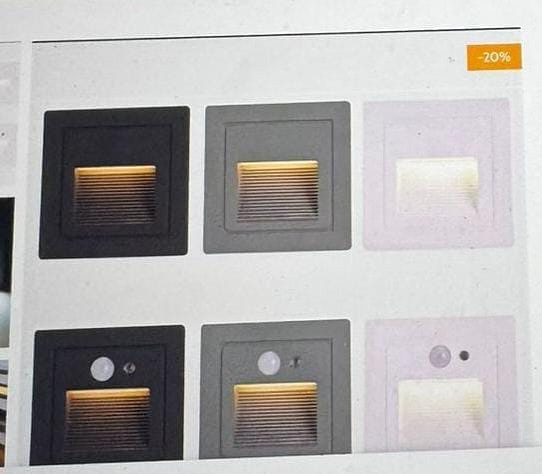 Steplights with motion sensor