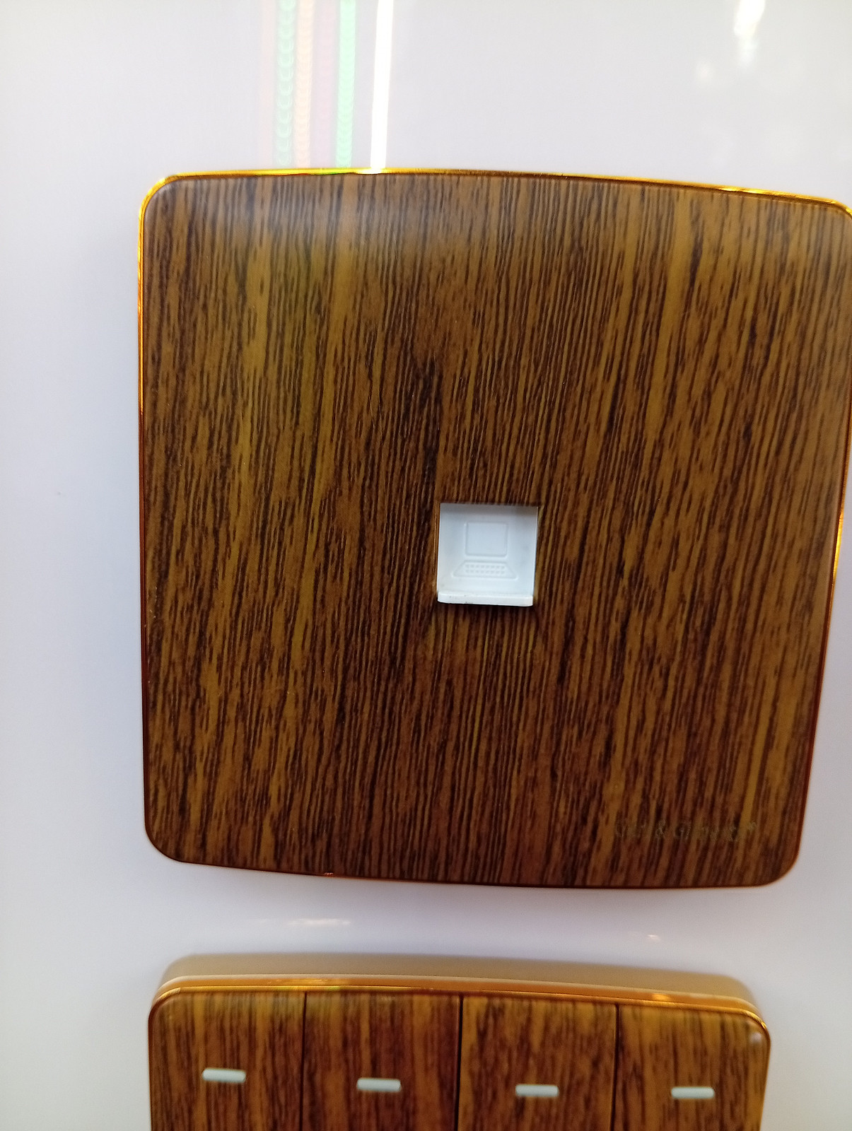 Data socket 