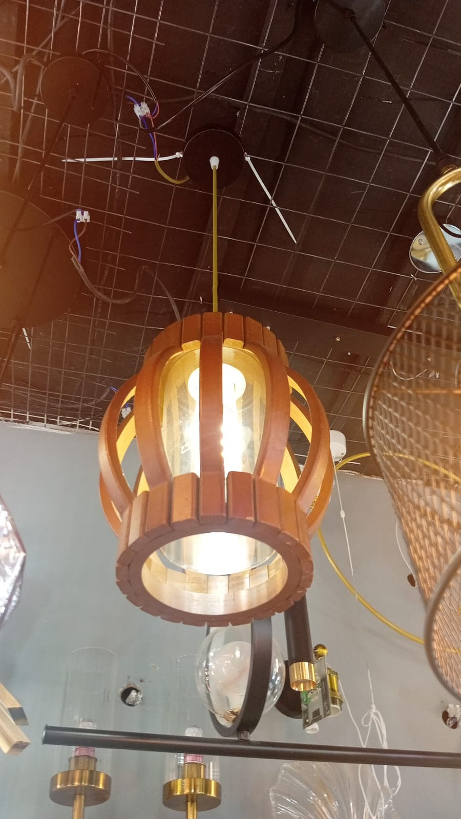 Wooden hanging pendant 