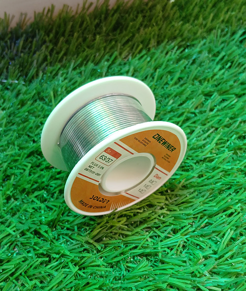 Solder wire roll