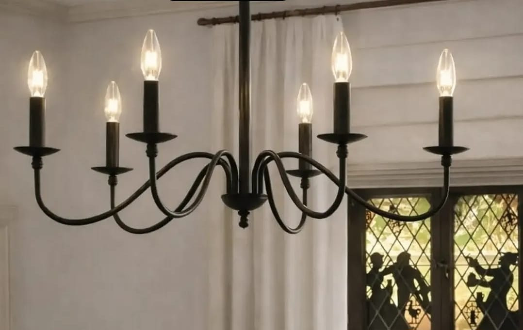 Vintage chandelier light (bk)