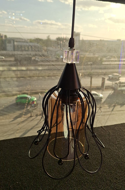Modern metallic pendant light 