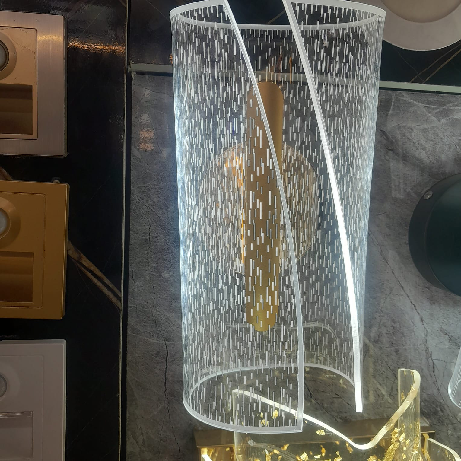 Led wall bracket light