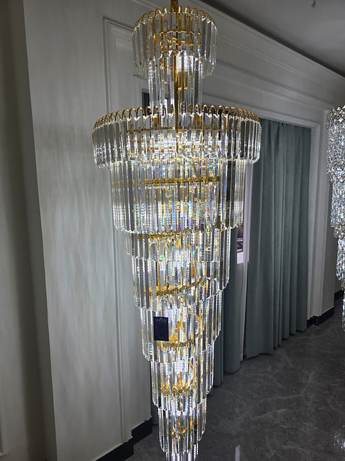 Double volume staircase chandelier 
