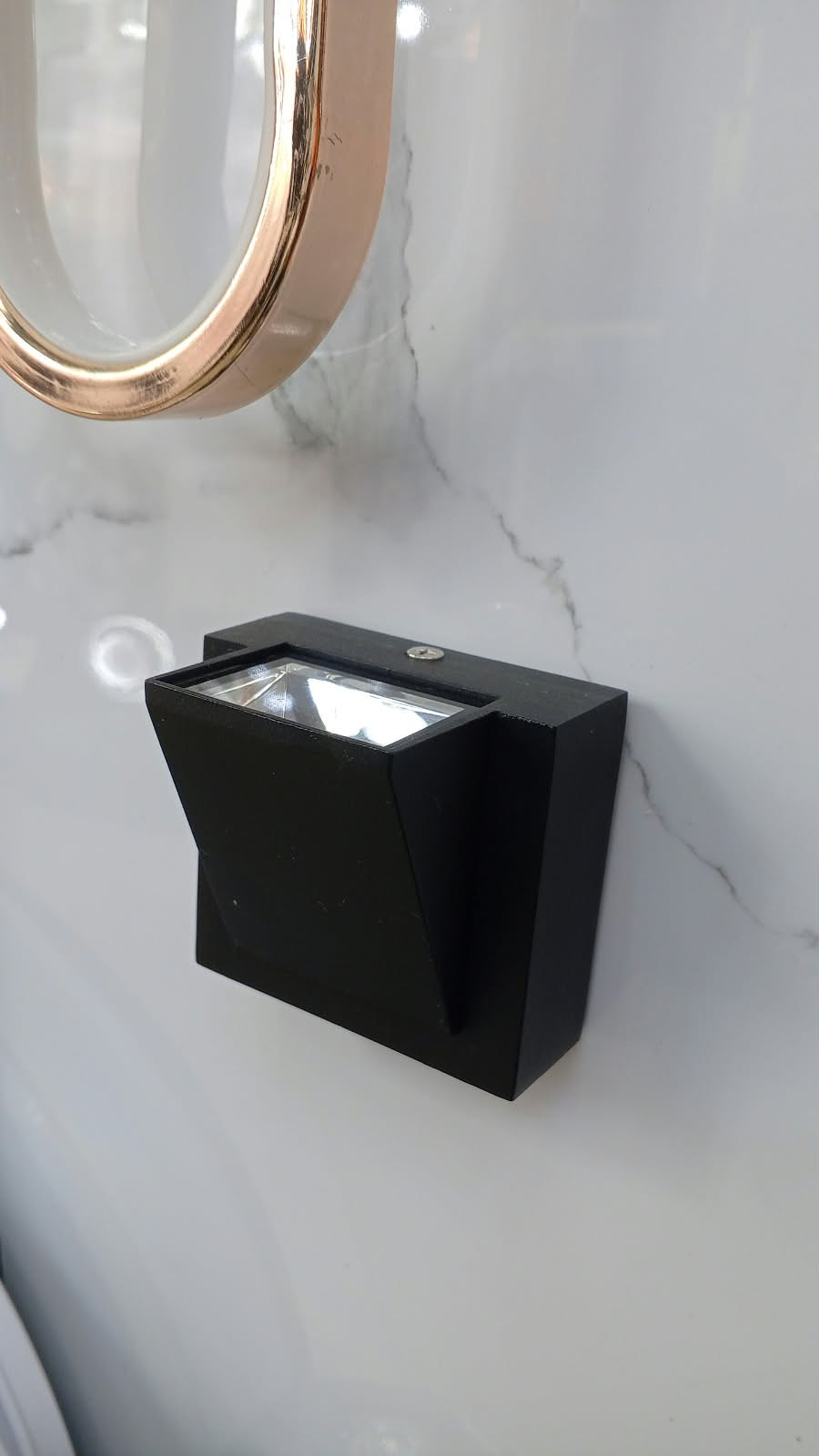One eye staircase wall light