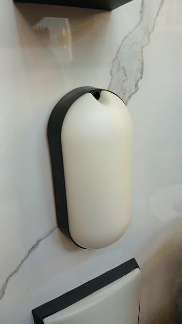 Oval bulkhead black