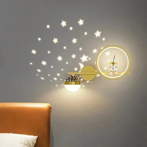 Astronaut Led Wall Bracket Light