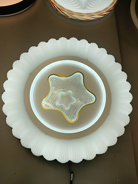 Modern Led Tricolor Ceiling light 