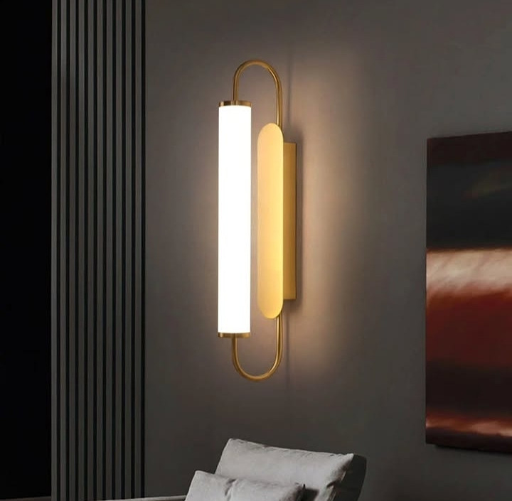 Stylish led wall bracket light 